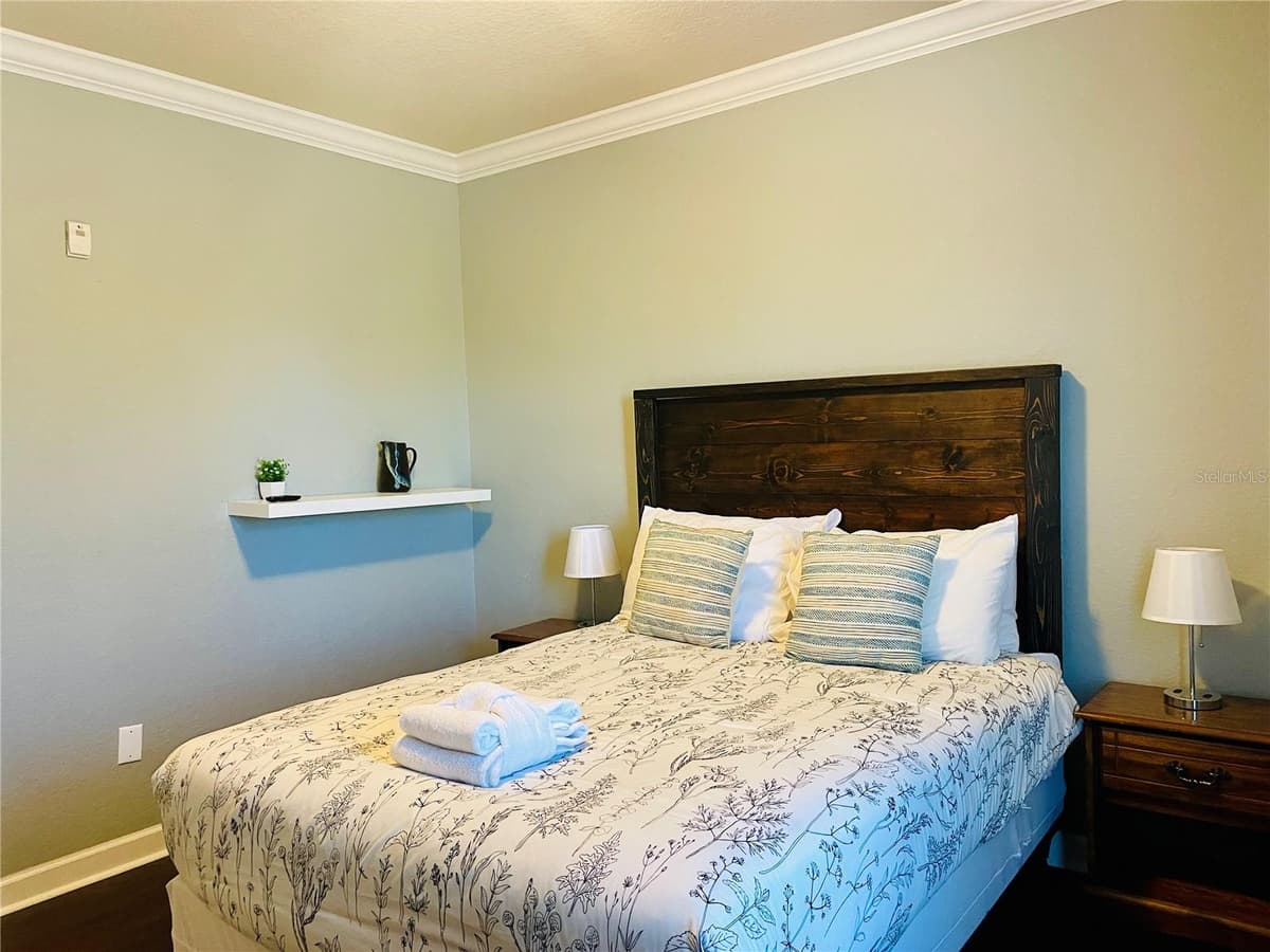 8010 TUSCANY WAY — photo 18 of 40