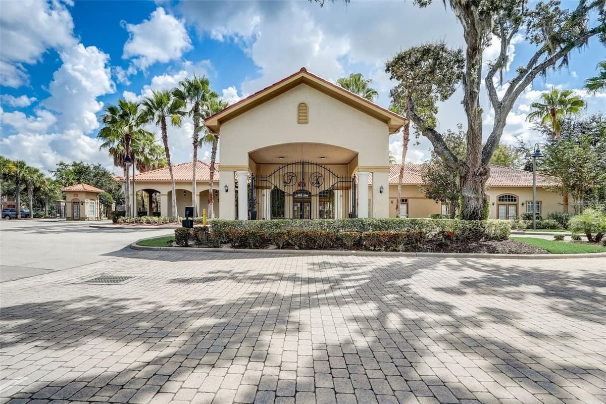 8010 TUSCANY WAY — photo 39 of 40