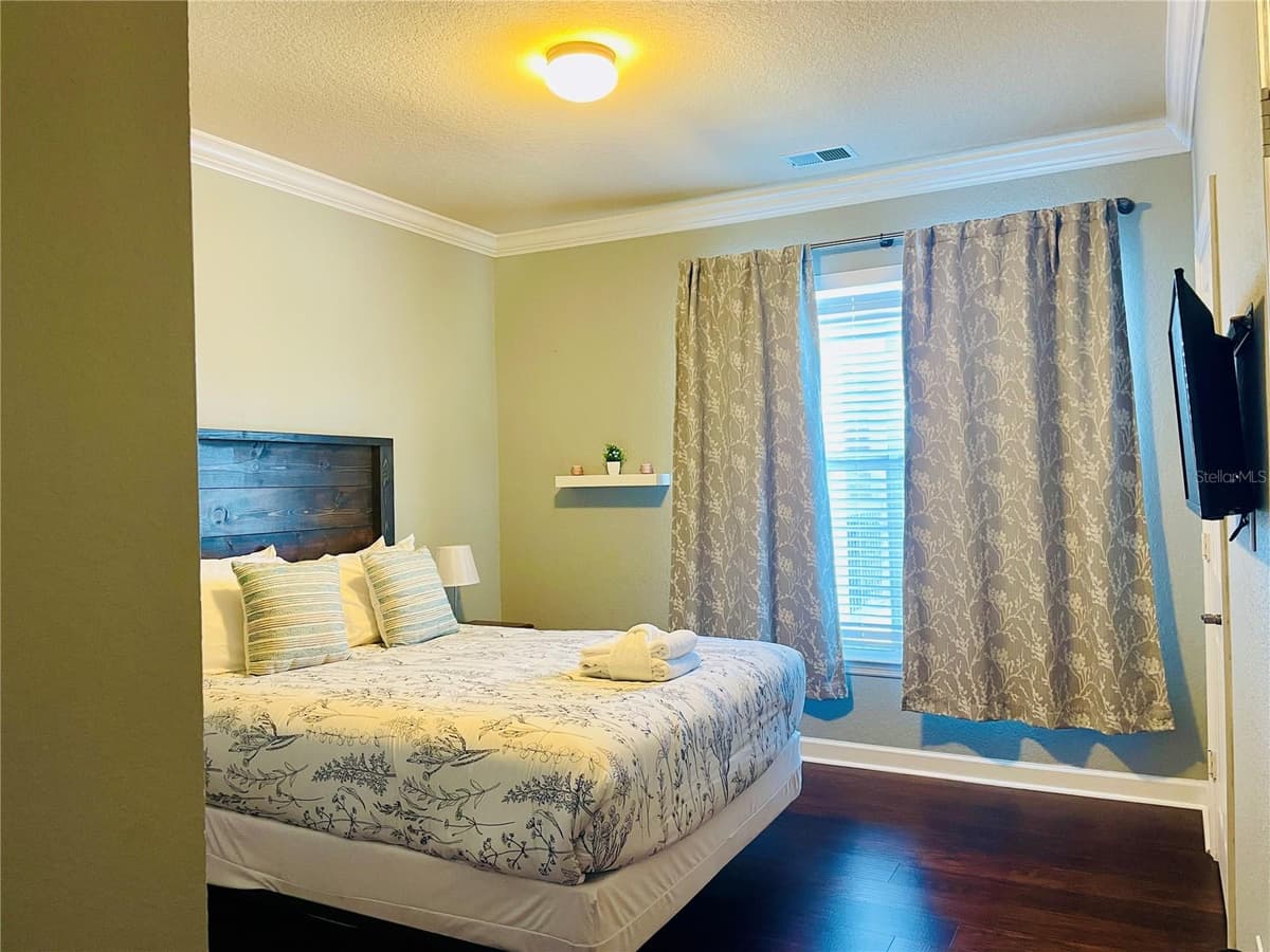 8010 TUSCANY WAY — photo 19 of 40