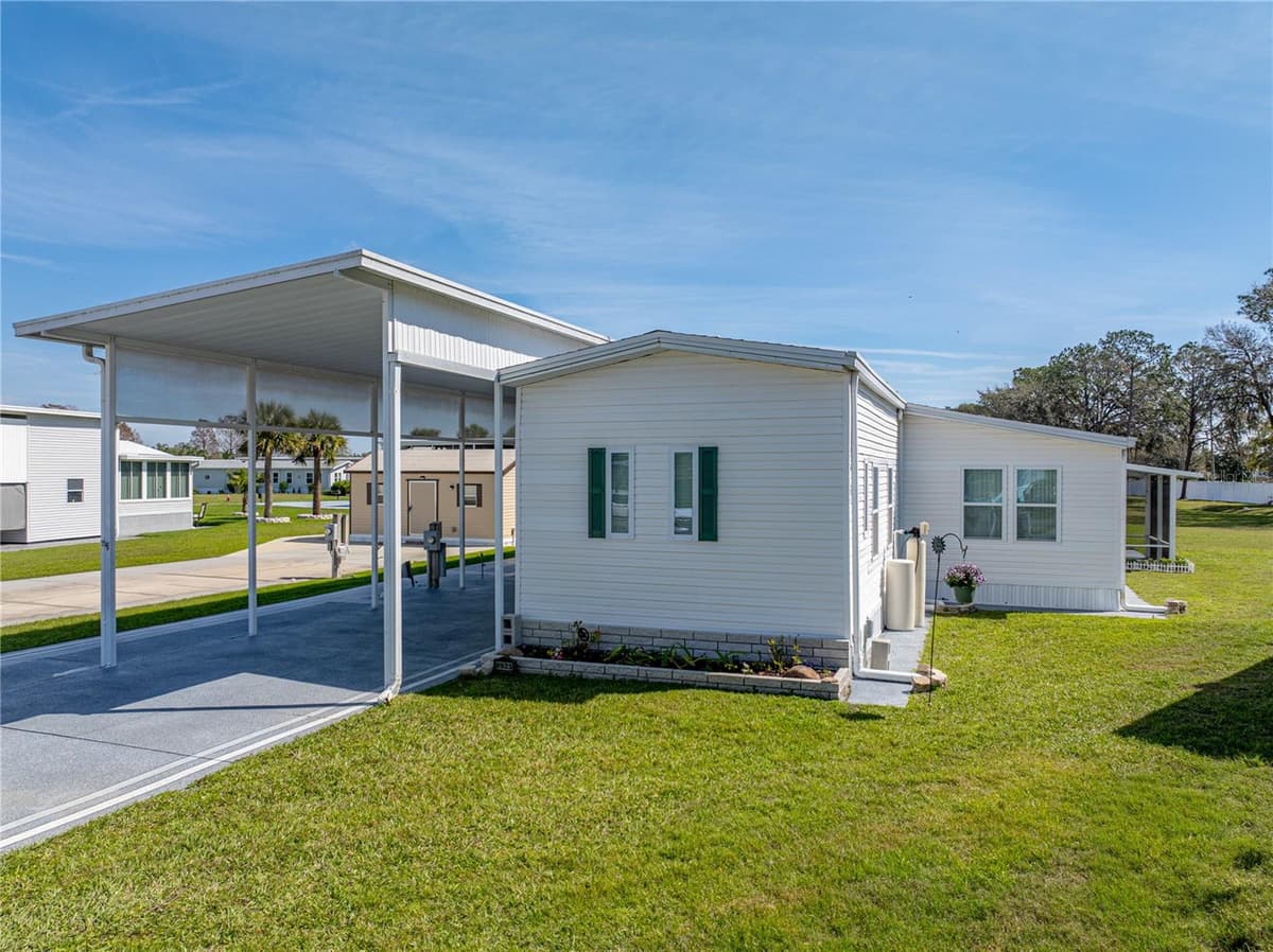 8925 SOUTHSHORE COURT — photo 4 of 88