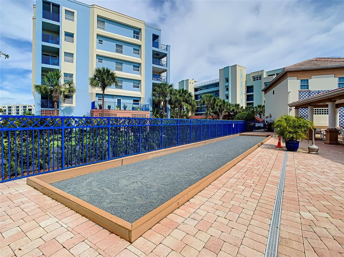 5300 ATLANTIC AVENUE — photo 42 of 46