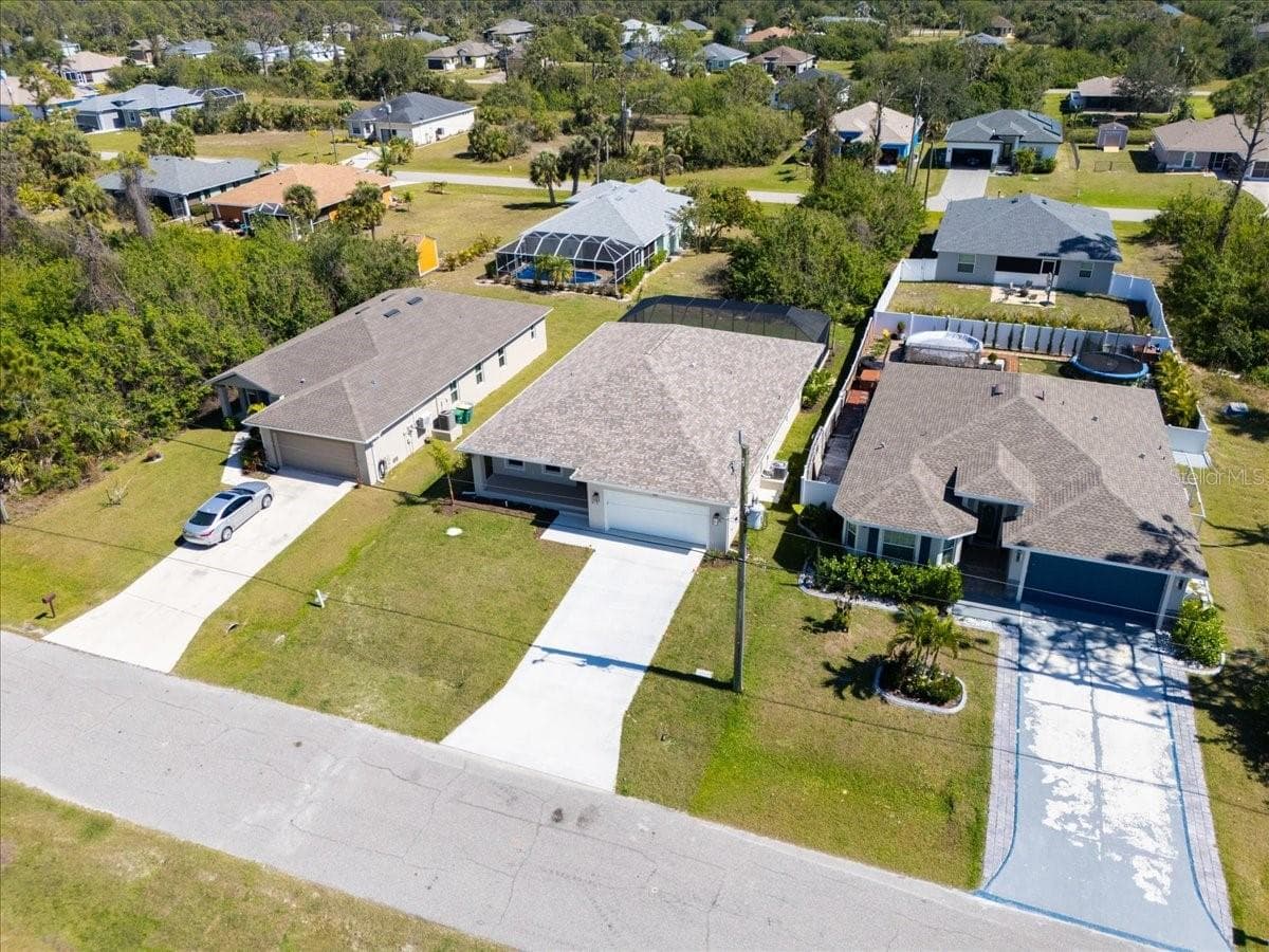 109 BEAU RIVAGE DRIVE — photo 40 of 51