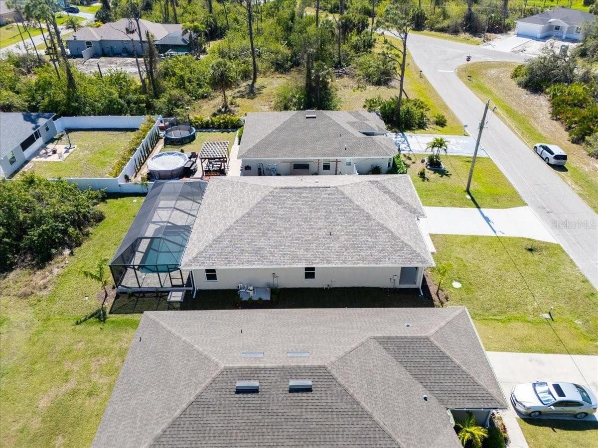 109 BEAU RIVAGE DRIVE — photo 42 of 51