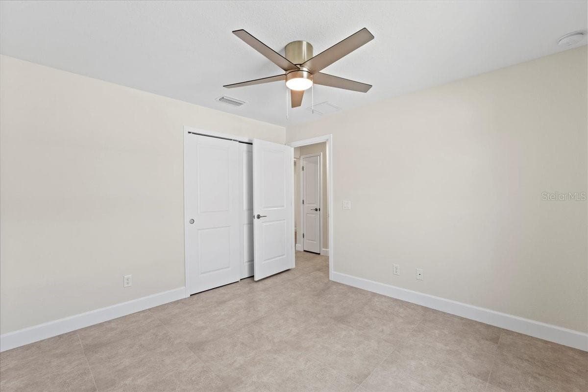 109 BEAU RIVAGE DRIVE — photo 26 of 51