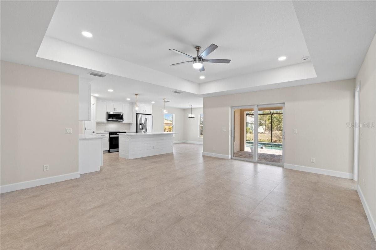 109 BEAU RIVAGE DRIVE — photo 12 of 51