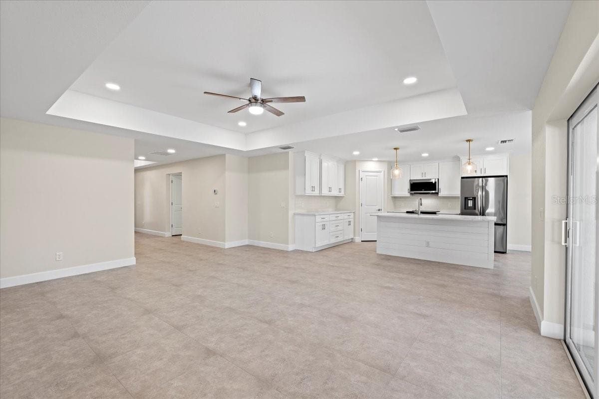 109 BEAU RIVAGE DRIVE — photo 15 of 51