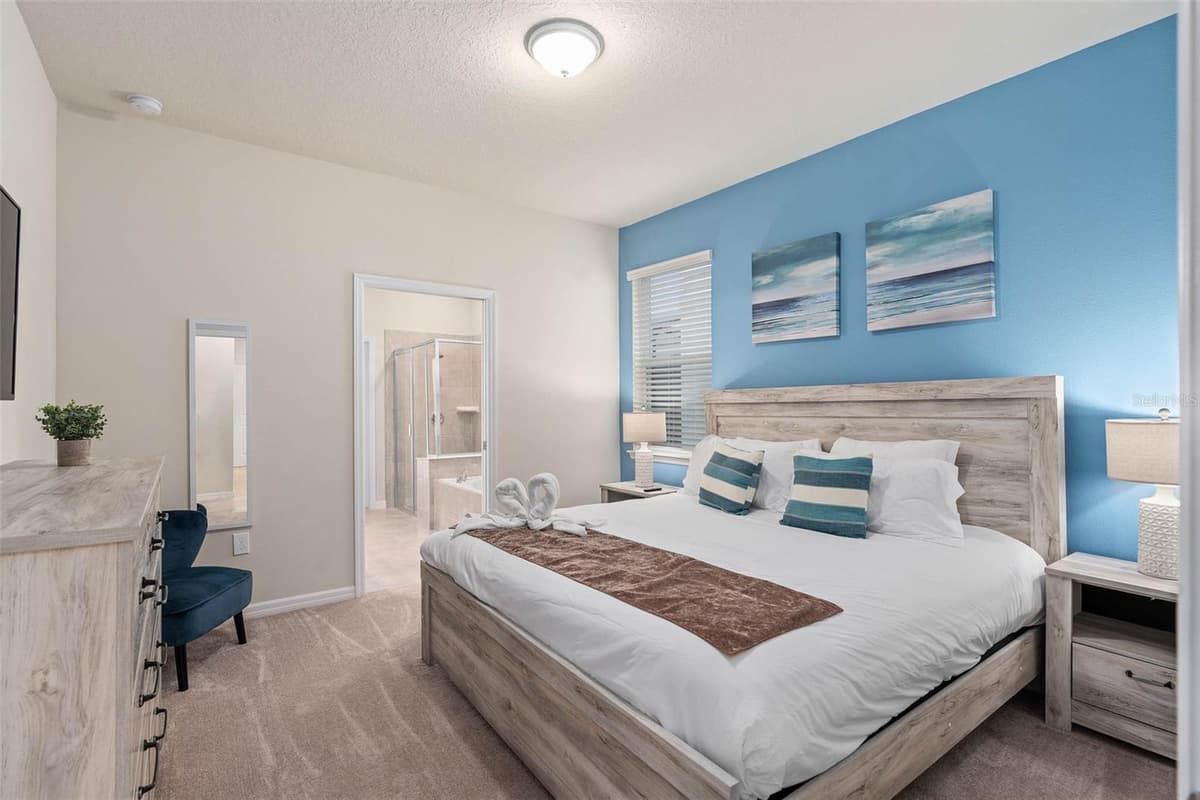 7180 OAKMOSS LOOP — photo 16 of 34