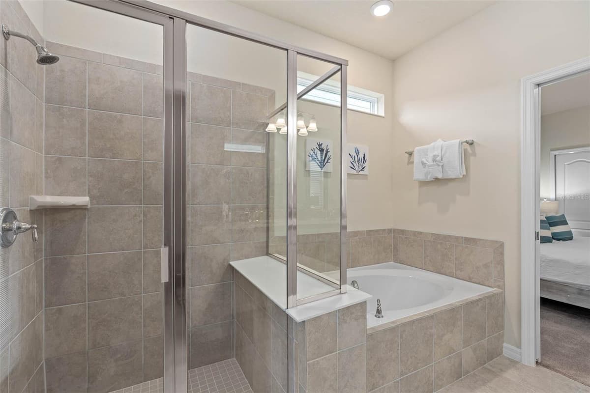 7180 OAKMOSS LOOP — photo 18 of 34
