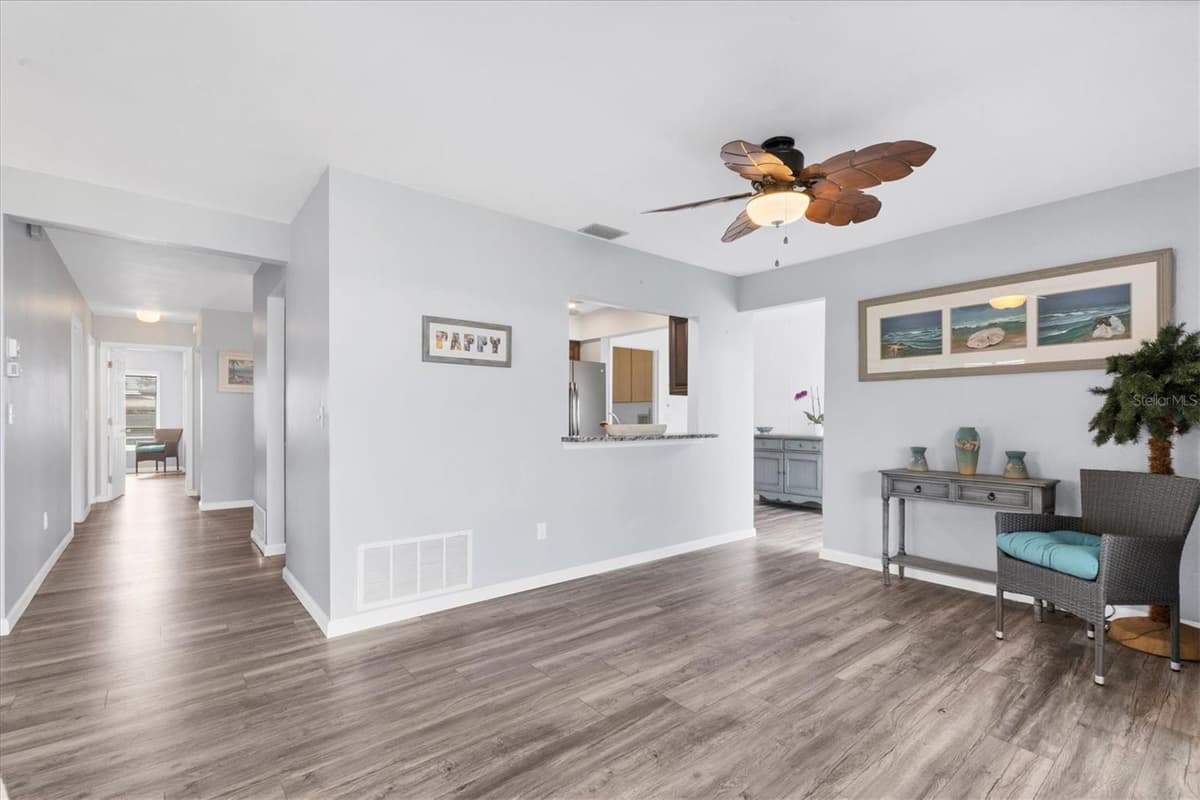 7402 8TH AVENUE — photo 16 of 30