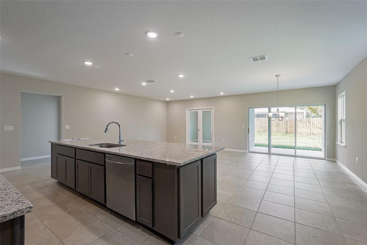 3230 VICEROY COURT — photo 28 of 48