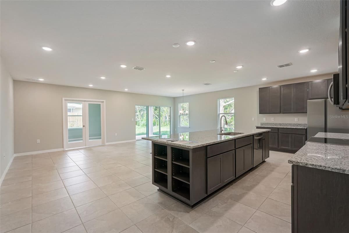 3230 VICEROY COURT — photo 23 of 48