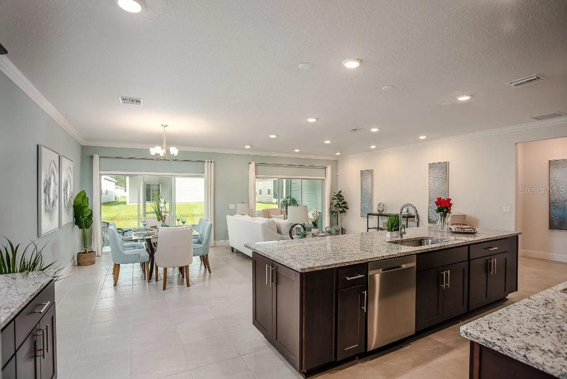 3230 VICEROY COURT — photo 8 of 48