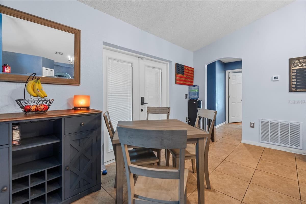 57 RYARBOR DRIVE — photo 19 of 41