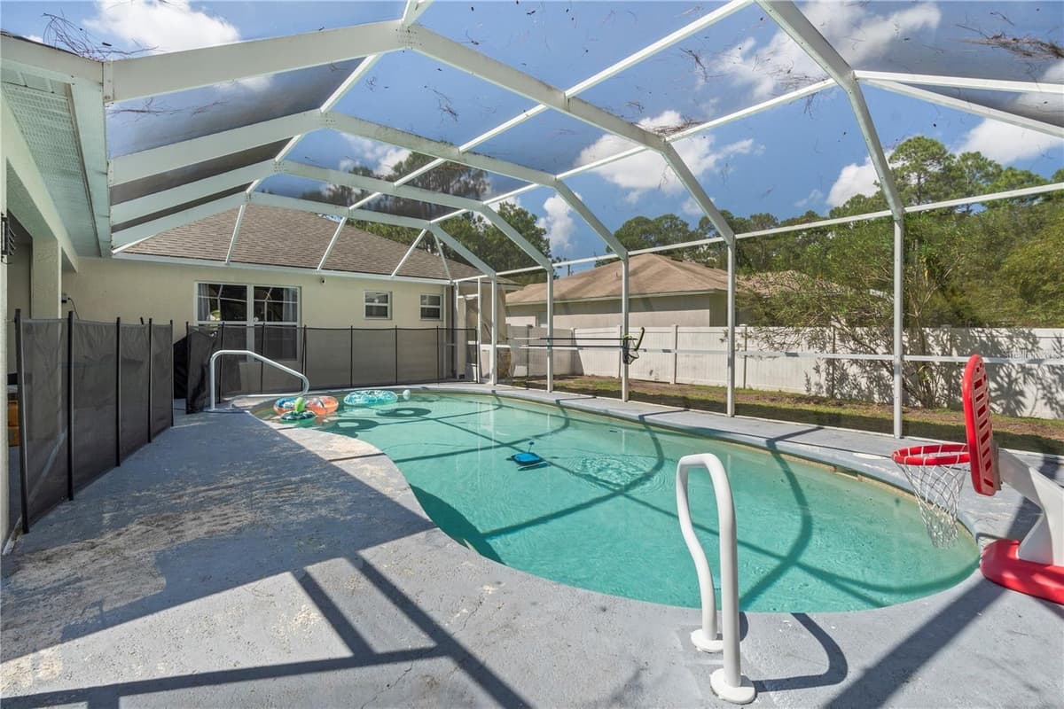 57 RYARBOR DRIVE — photo 4 of 41