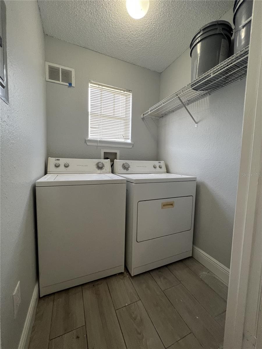 2207 ANTIGUA PLACE — photo 18 of 25