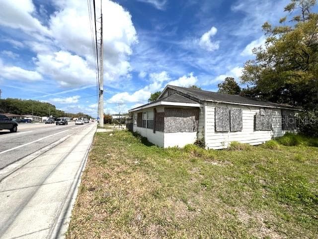 980 BERKLEY ROAD — photo 1 of 7