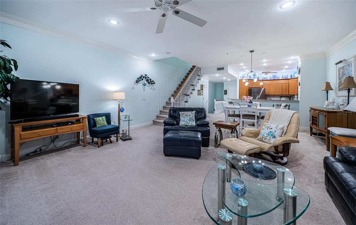 11595 GULF BOULEVARD — photo 8 of 46