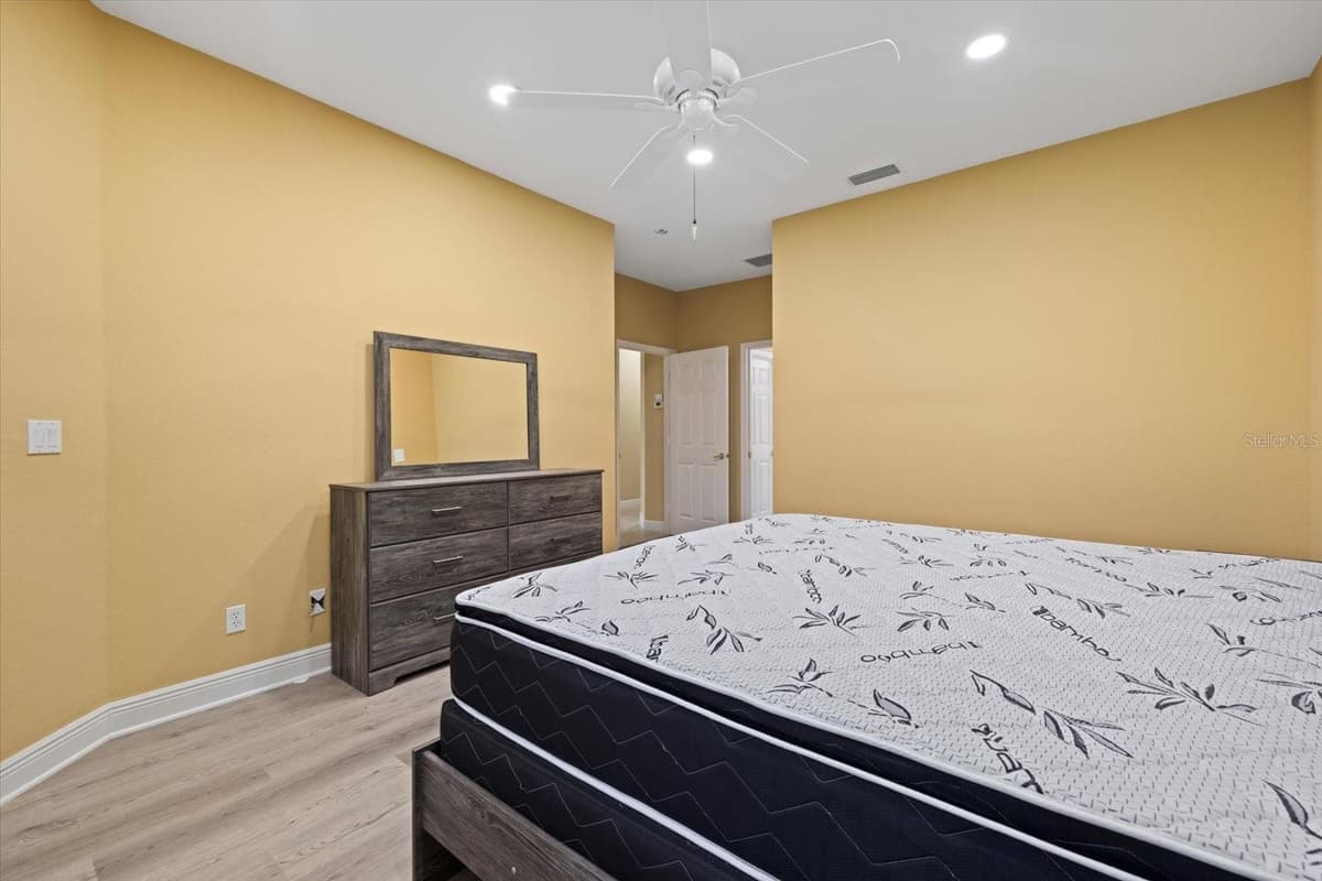 4331 TURNBERRY CIRCLE — photo 14 of 25