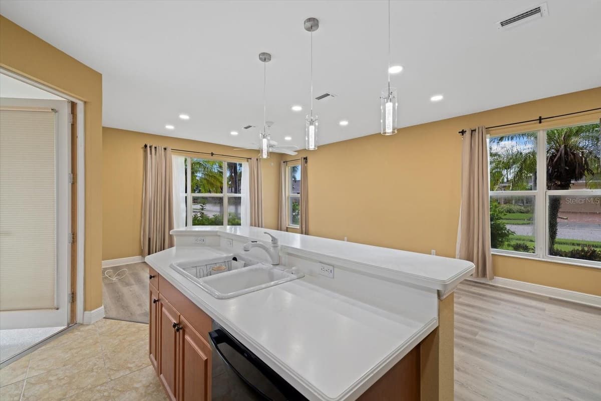 4331 TURNBERRY CIRCLE — photo 11 of 25