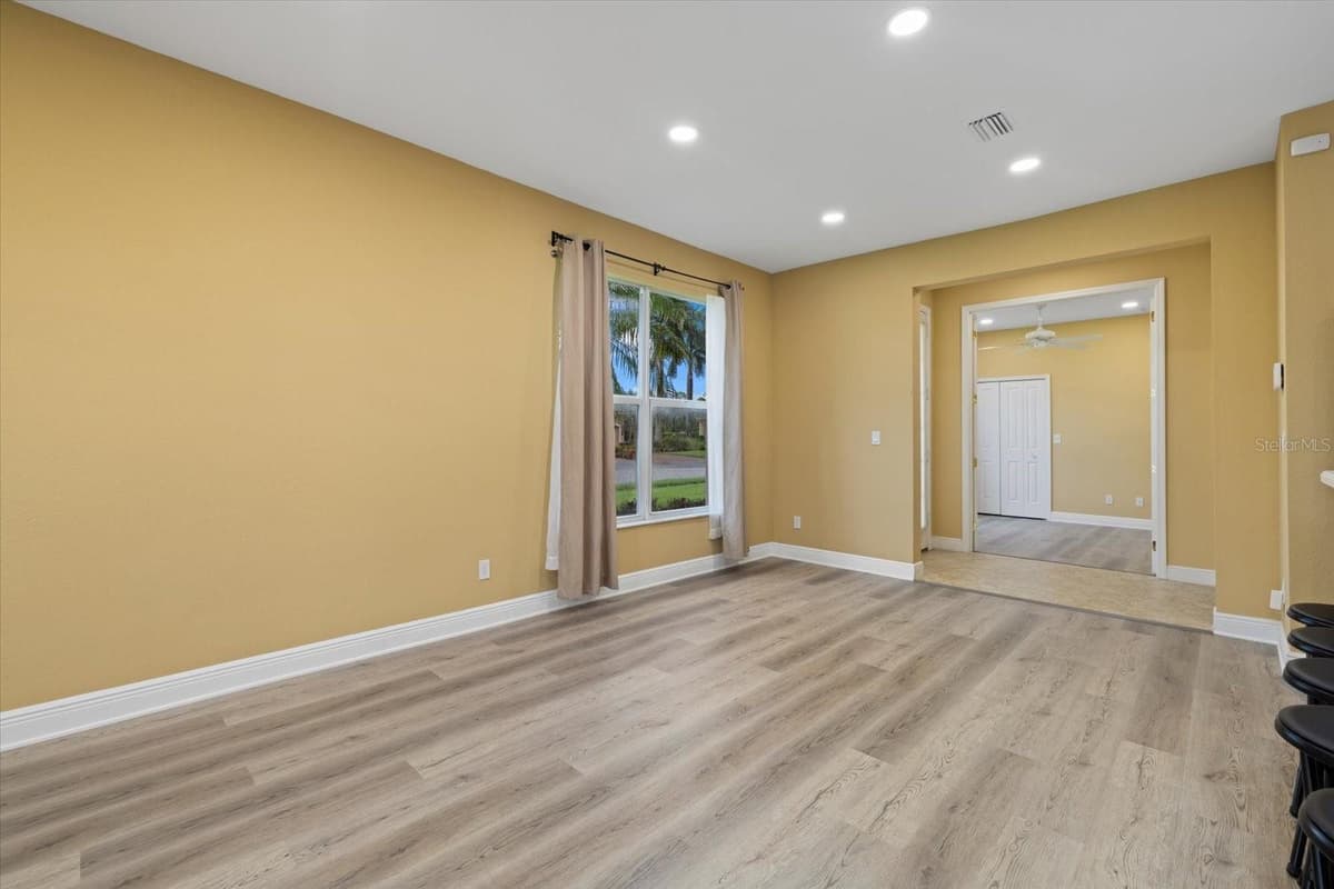4331 TURNBERRY CIRCLE — photo 8 of 25