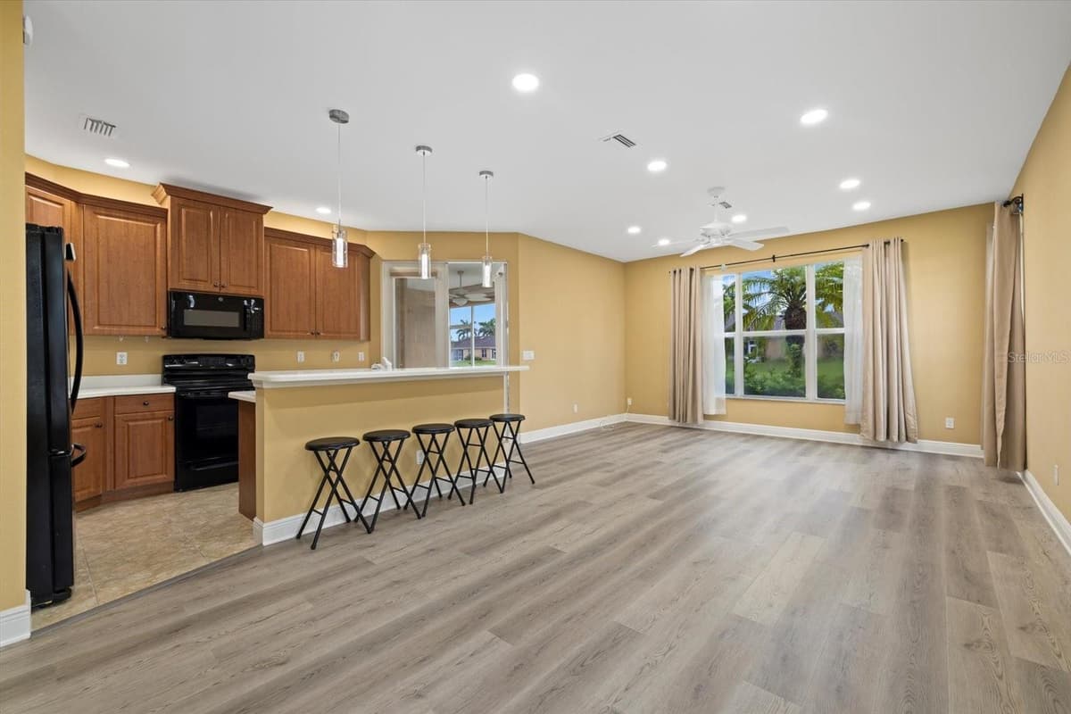 4331 TURNBERRY CIRCLE — photo 5 of 25
