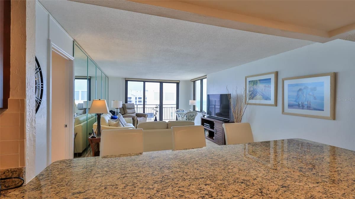 3051 ATLANTIC AVENUE — photo 6 of 35
