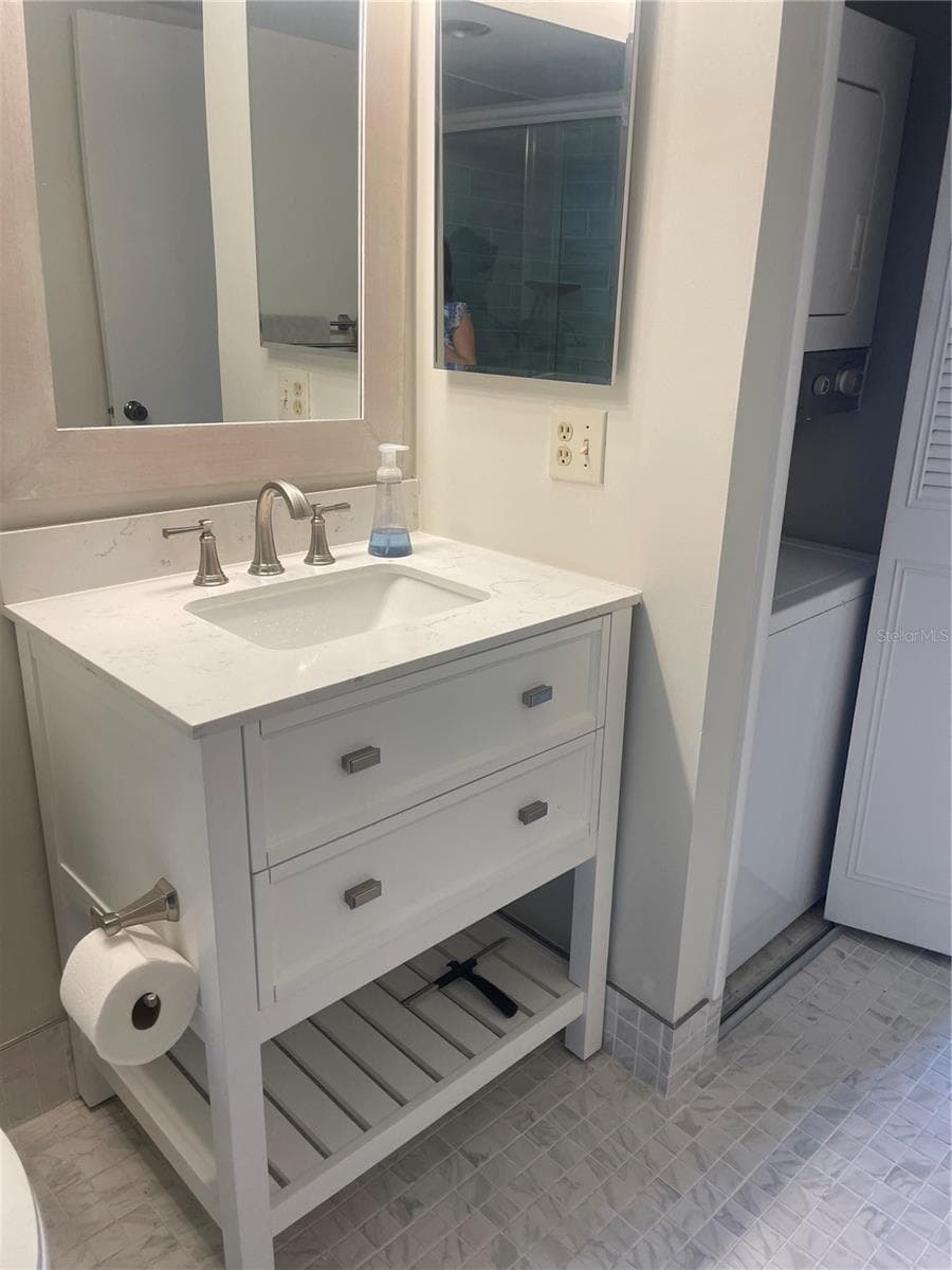 400 ISLAND WAY — photo 14 of 25