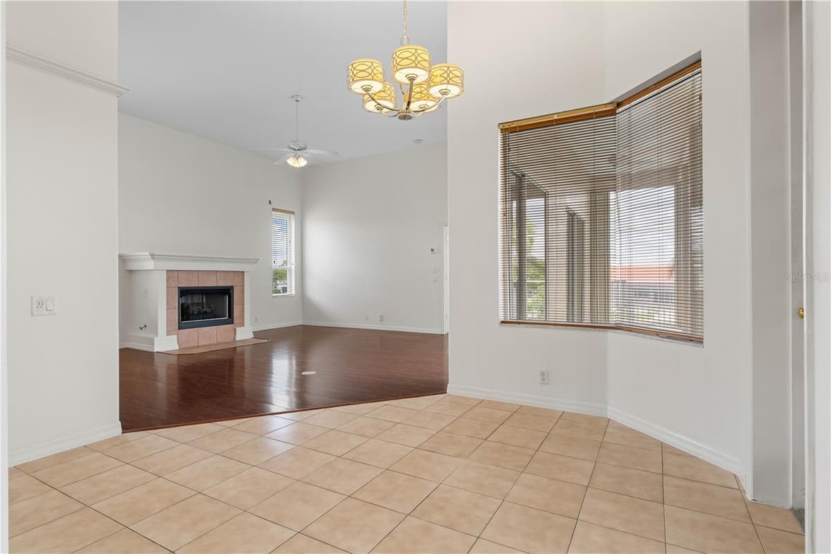 250 GEORGE ROAD — photo 34 of 90