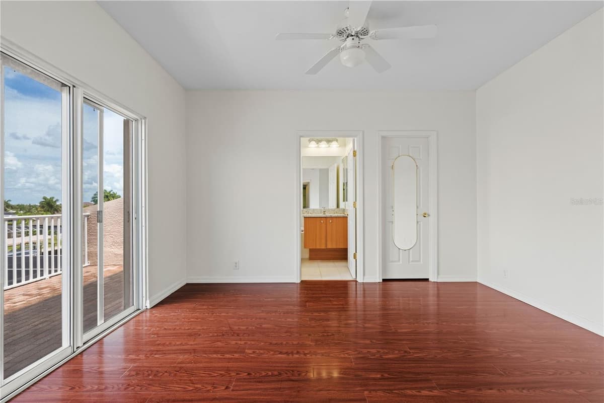 250 GEORGE ROAD — photo 72 of 90
