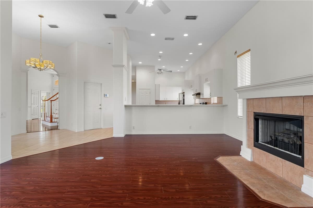 250 GEORGE ROAD — photo 38 of 90