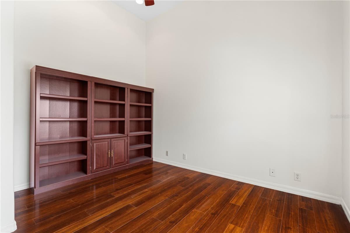 250 GEORGE ROAD — photo 23 of 90
