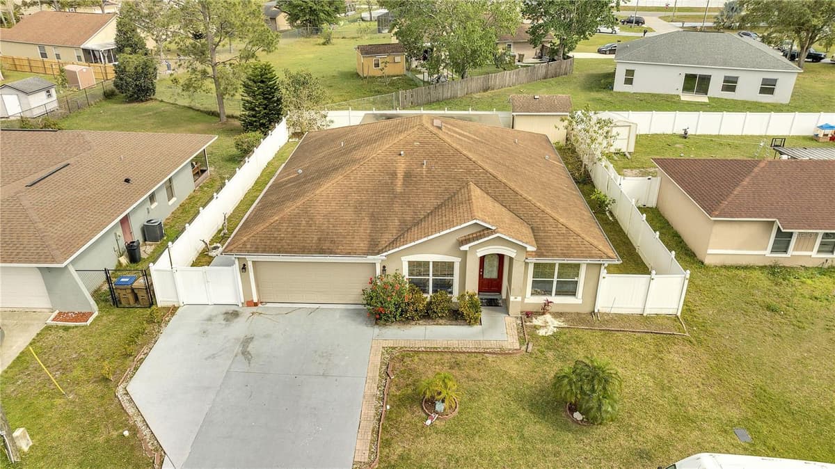 639 MESILLA DRIVE — photo 35 of 42