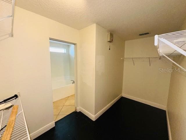 639 MESILLA DRIVE — photo 20 of 42