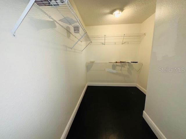 639 MESILLA DRIVE — photo 19 of 42