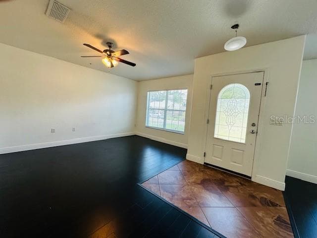 639 MESILLA DRIVE — photo 7 of 42