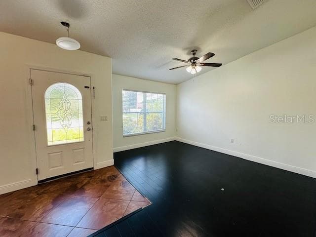 639 MESILLA DRIVE — photo 8 of 42
