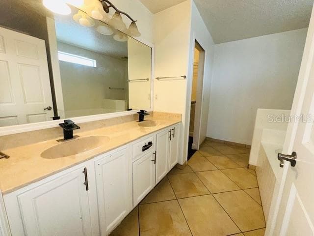 639 MESILLA DRIVE — photo 18 of 42