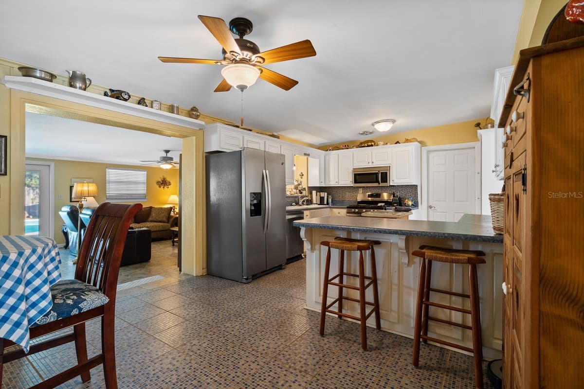 3808 SAN GABRIEL DRIVE — photo 8 of 64