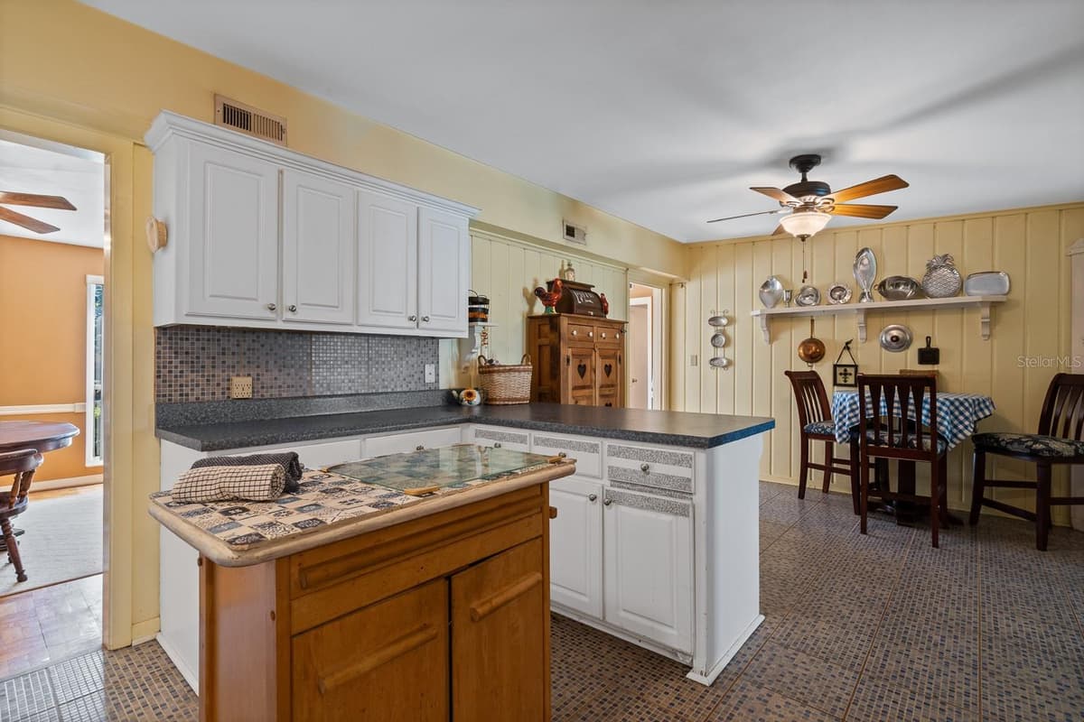 3808 SAN GABRIEL DRIVE — photo 13 of 64