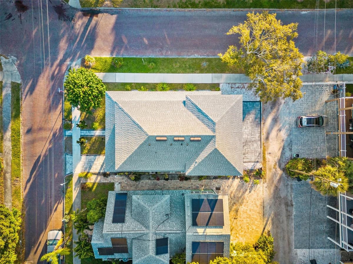 5402 31ST AVENUE — photo 63 of 74