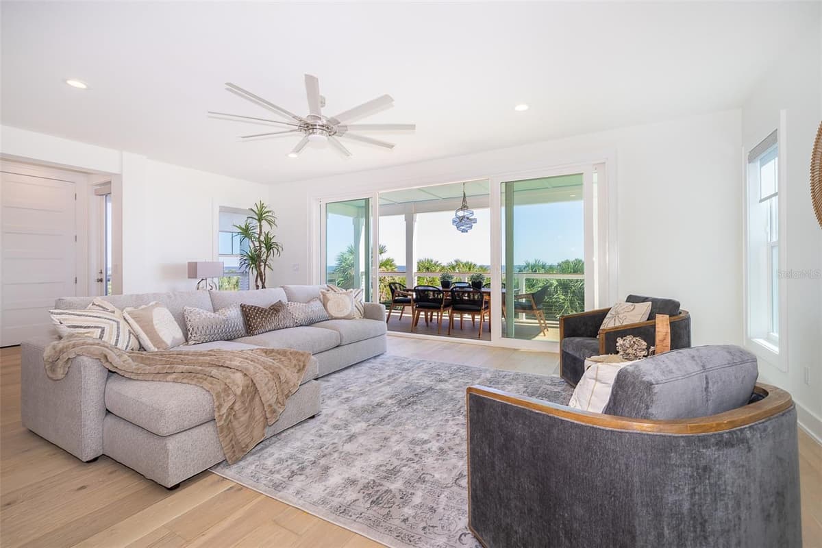 204 SURFVIEW LANE — photo 13 of 58