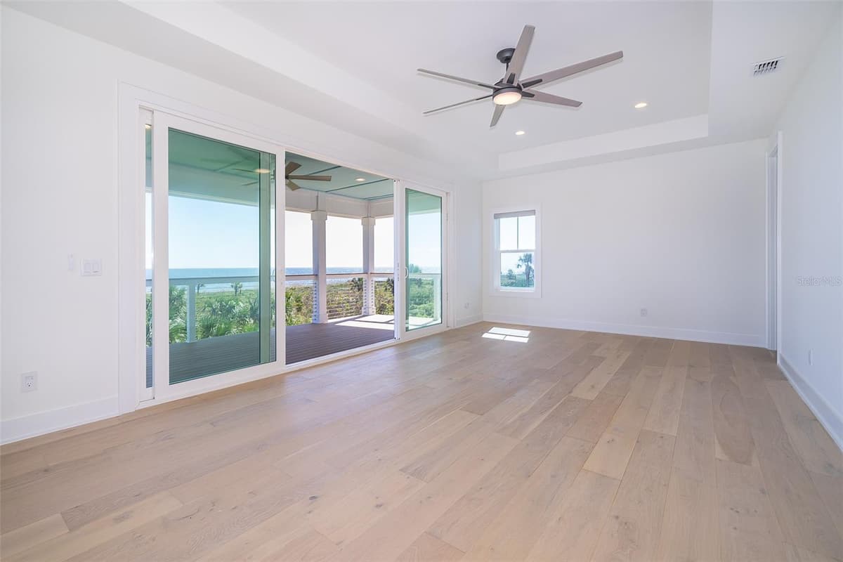 204 SURFVIEW LANE — photo 38 of 58