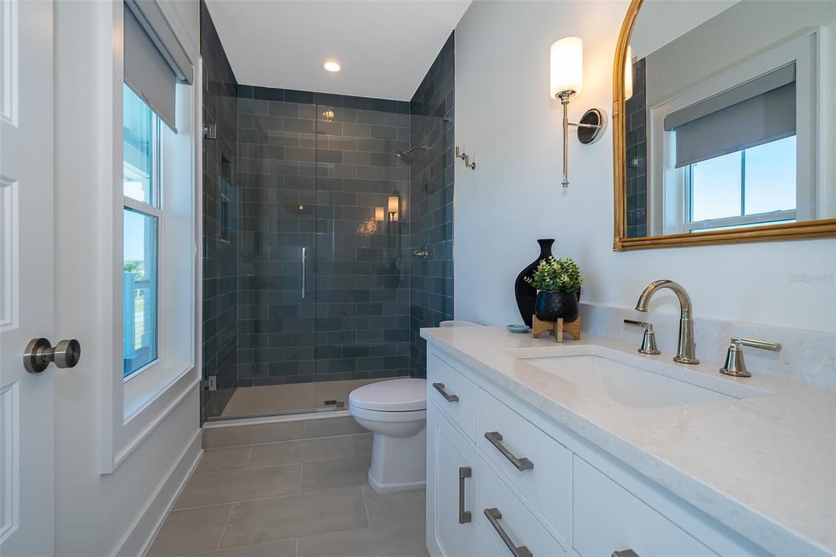 204 SURFVIEW LANE — photo 21 of 58