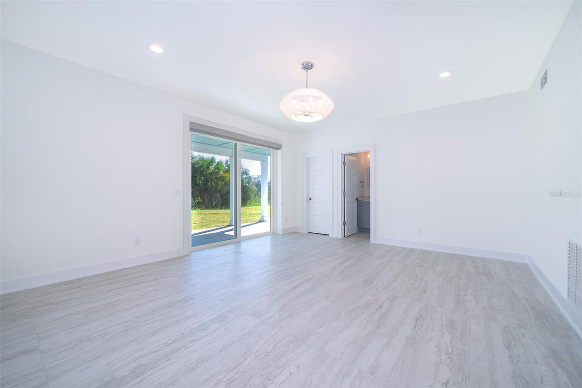 204 SURFVIEW LANE — photo 35 of 58