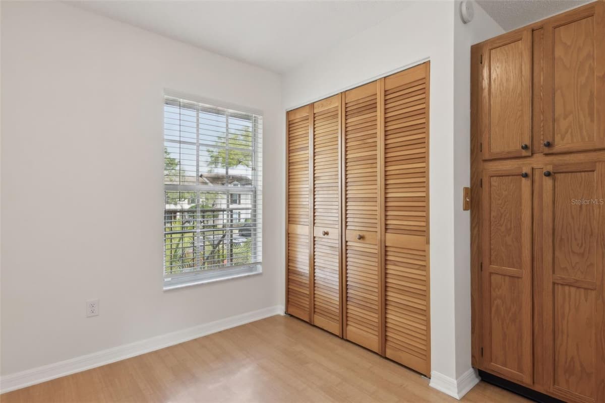 600 NORTHERN WAY — photo 16 of 47