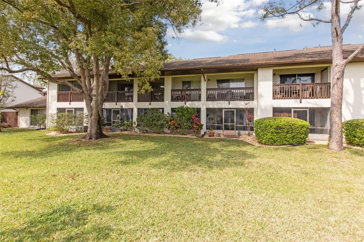 600 NORTHERN WAY — photo 35 of 47
