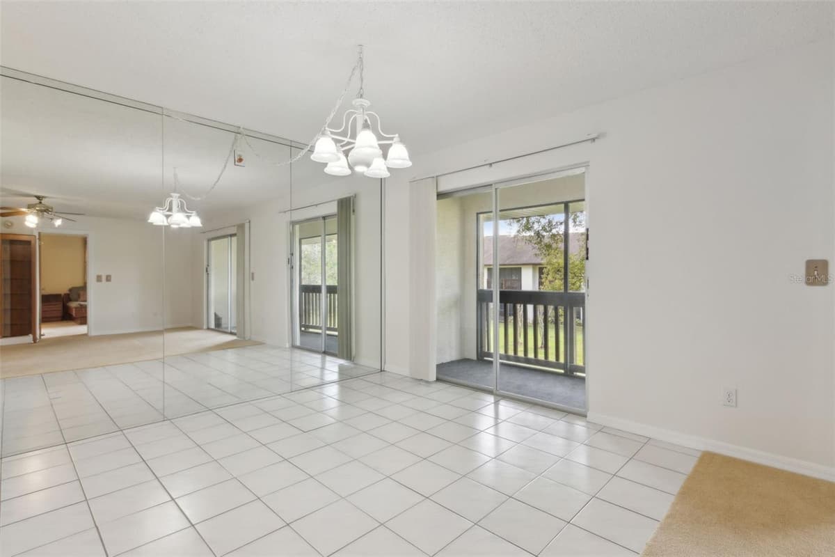 600 NORTHERN WAY — photo 13 of 47