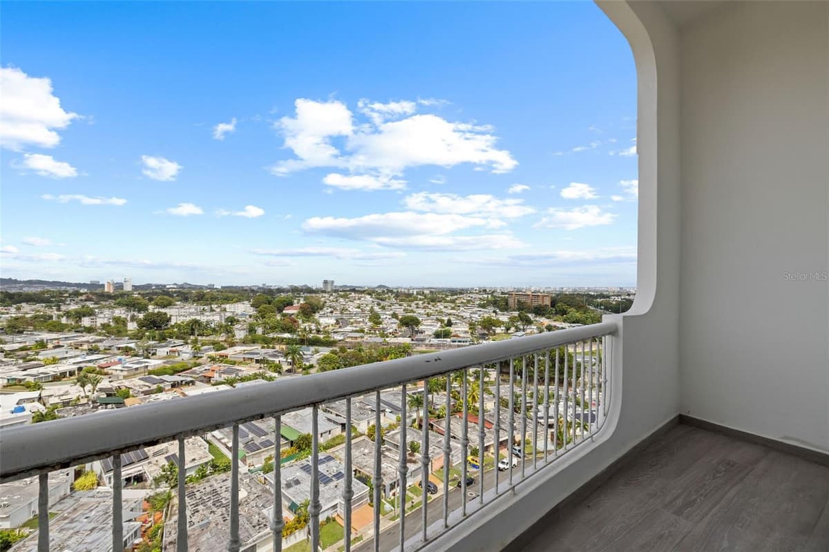 1010 CALLE ORQUID — photo 4 of 40