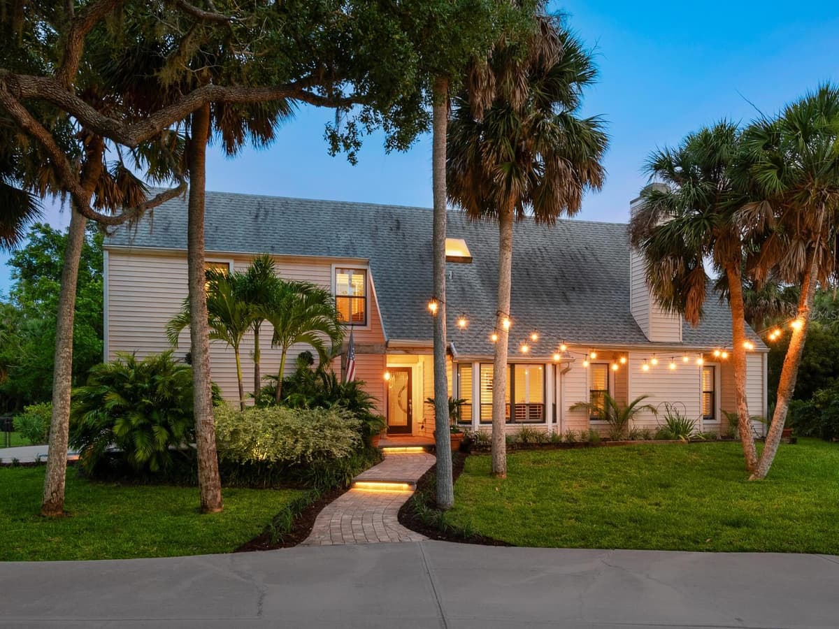 3648 BENEVA OAKS BOULEVARD — photo 45 of 54