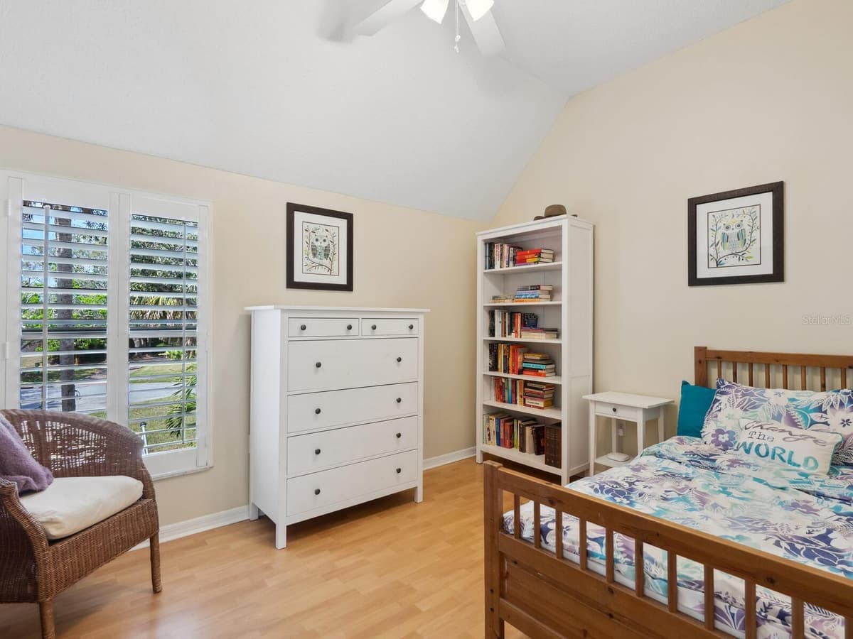 3648 BENEVA OAKS BOULEVARD — photo 24 of 54